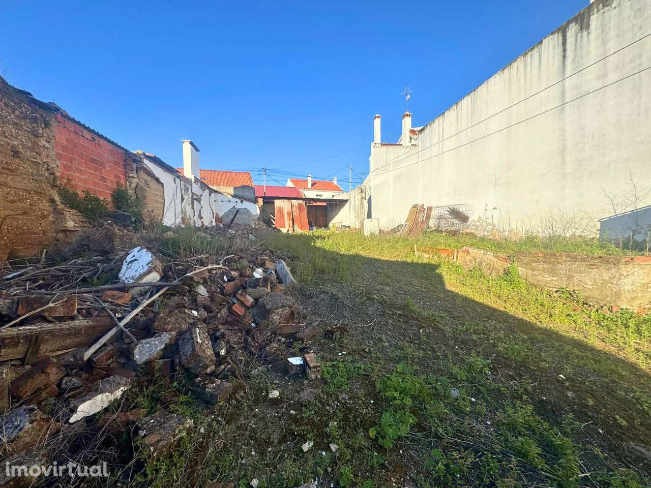 Terreno de 1.007m2 para construção de moradia - Grande imagem: 2/7