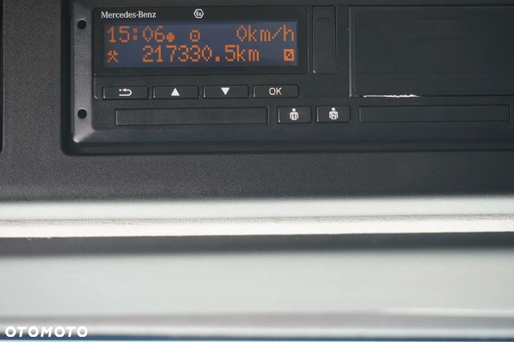 Mercedes-Benz Ciągnik siodłowy Mercedes-Benz Actros 1835 LS MP5 / 200 tys. km_256502 - 18