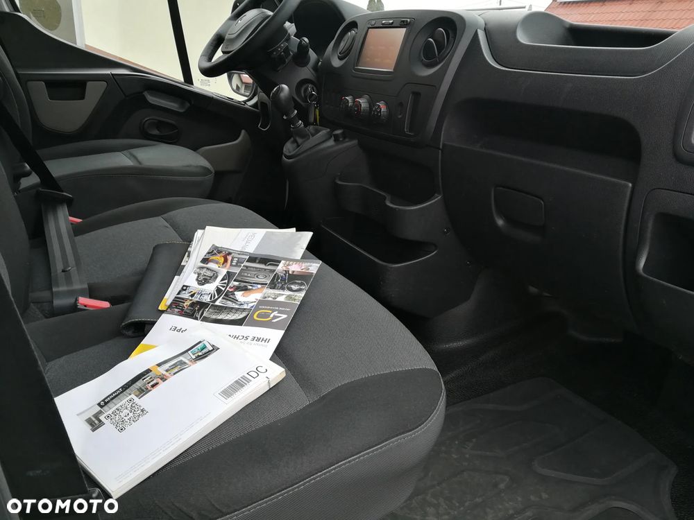 Renault Master - 13