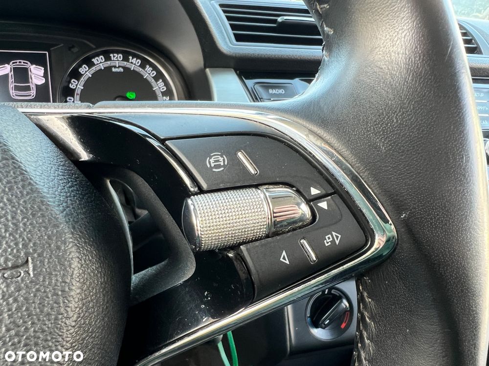 Skoda Fabia 1.0 TSI Style Color DSG - 19
