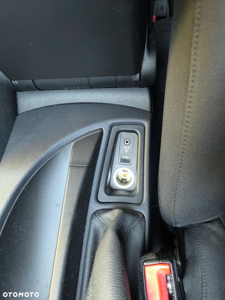 BMW Seria 1 116i - 12