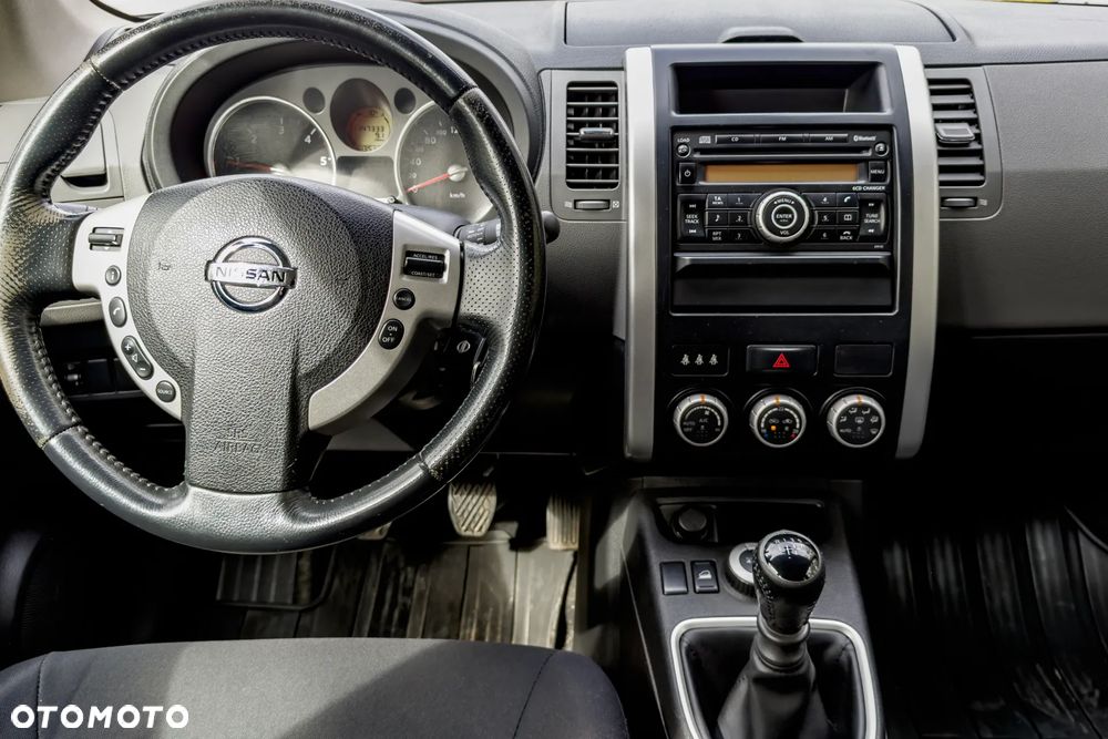 Nissan X-Trail 2.0 dCi SE - 8