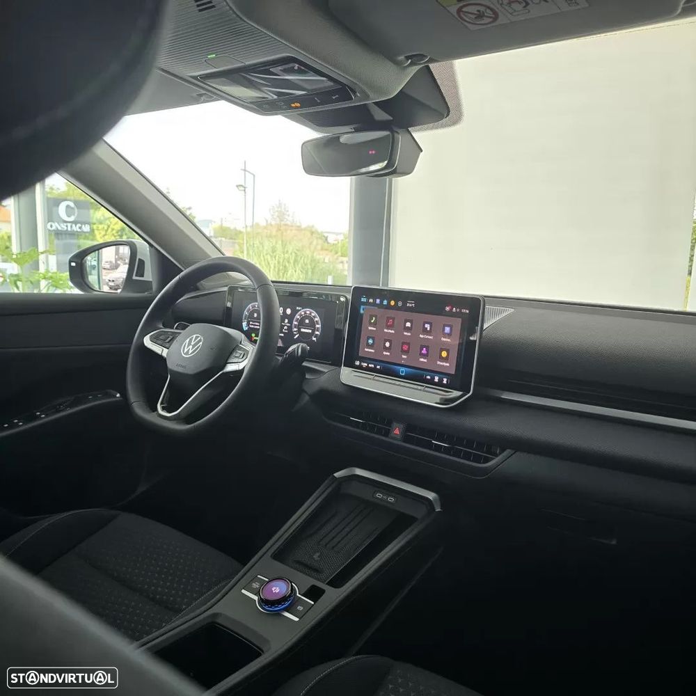 VW T-Roc 1.5 eTSI Trend DSG - 30