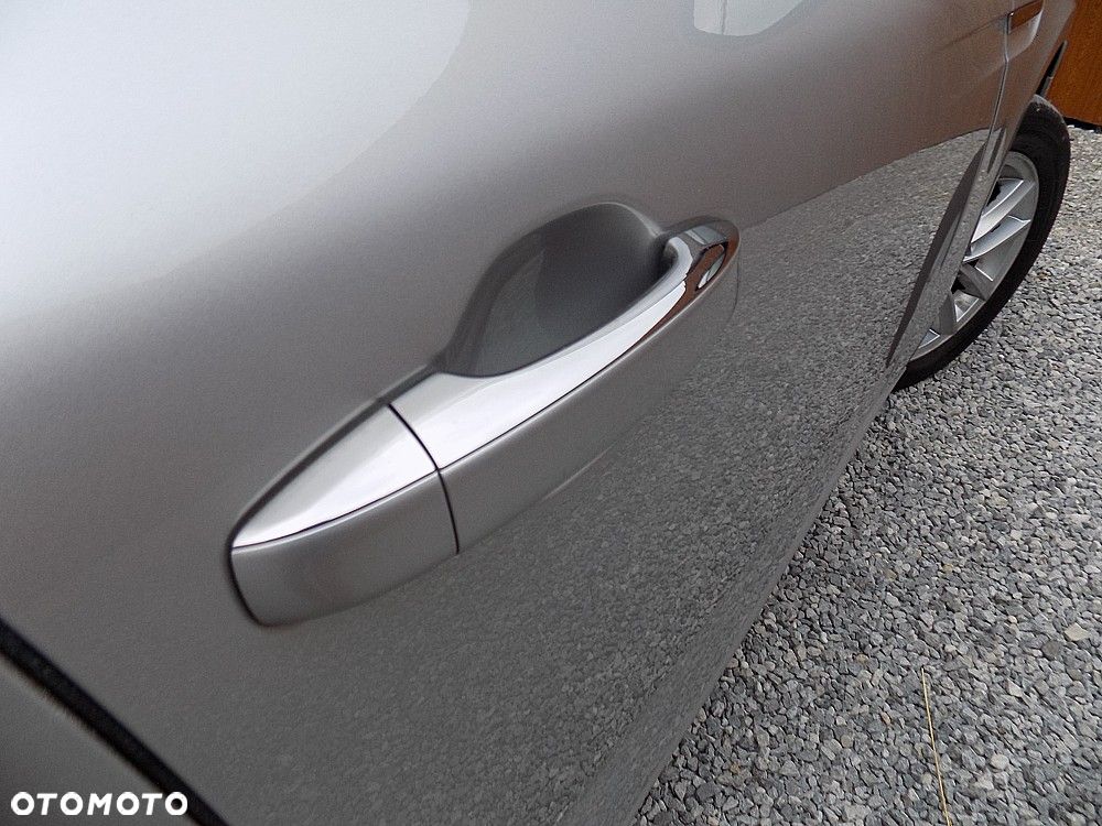 Renault Megane ENERGY dCi 110 EDC LIMITED - 31