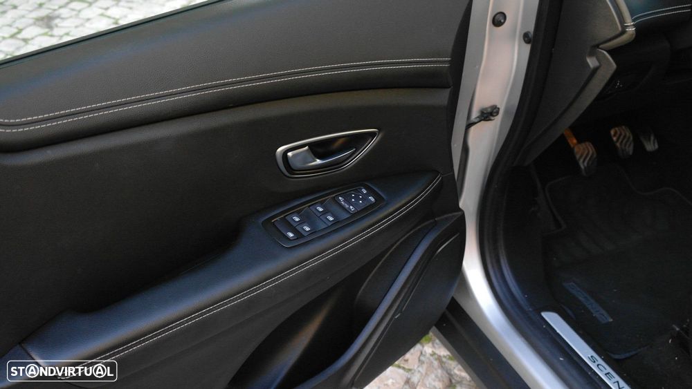 Renault Grand Scénic 1.6 dCi Intens SS - 34