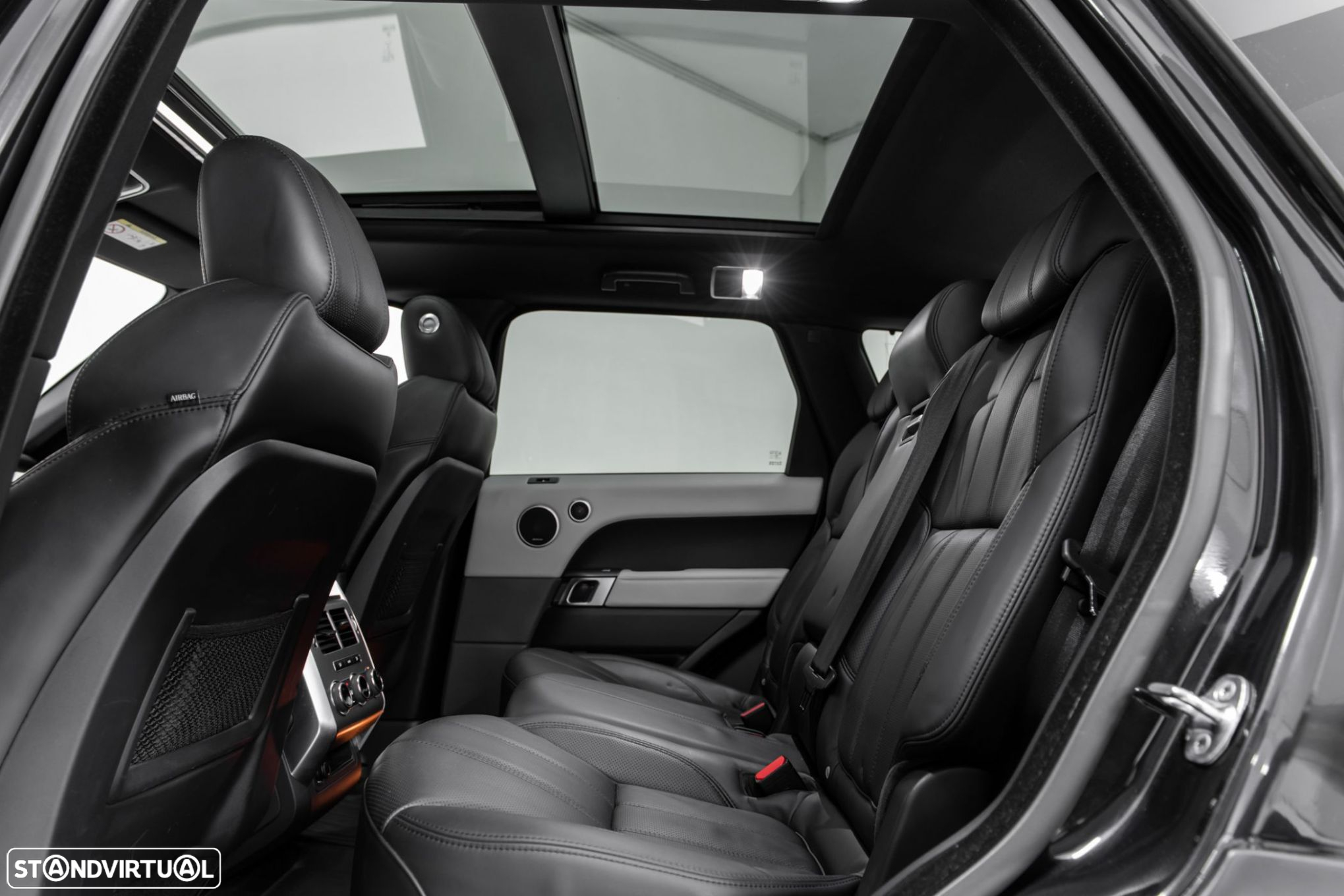 Land Rover Range Rover Sport 3.0 SDV6 HSE Dynamic - 25