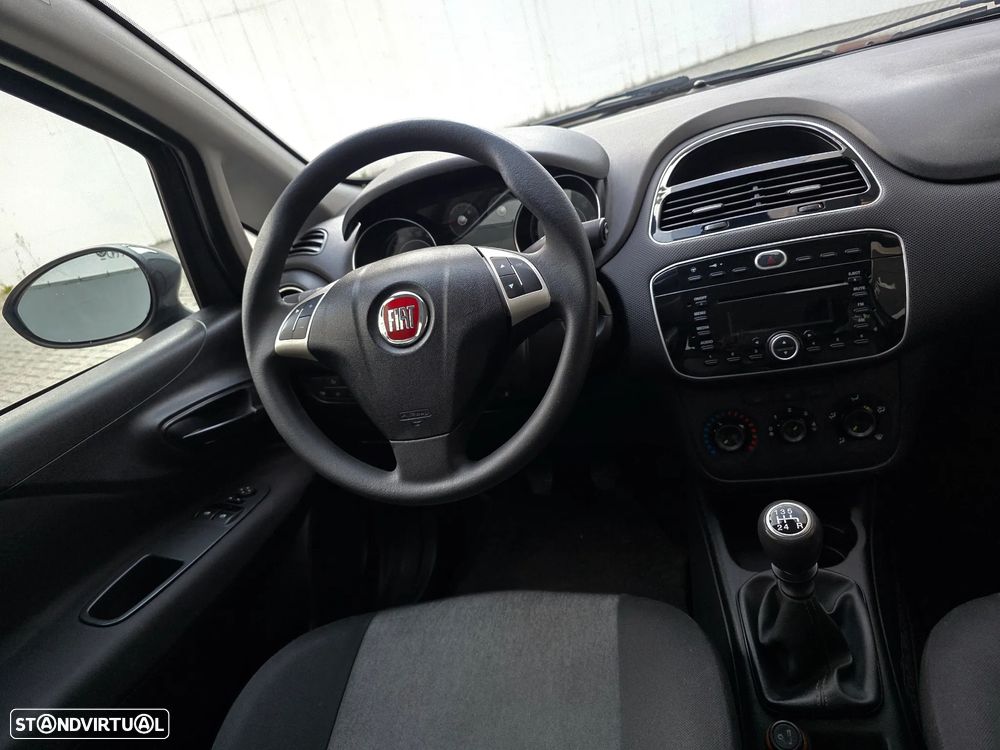 Fiat Punto 1.2 Young S&S - 38