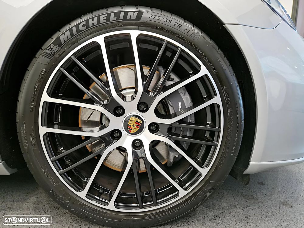 Porsche Panamera Sport Turismo 4 E-Hybrid Platinum Edition PDLS - 10