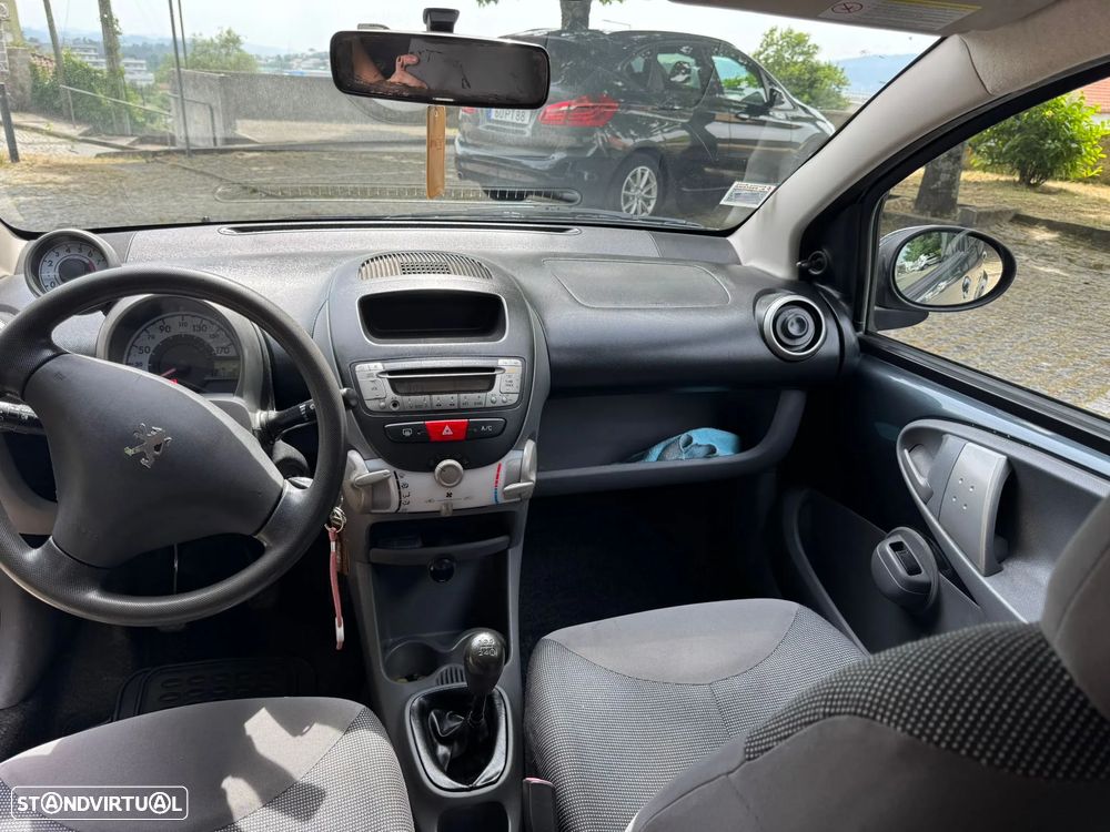 Peugeot 107 1.0 Urban - 3