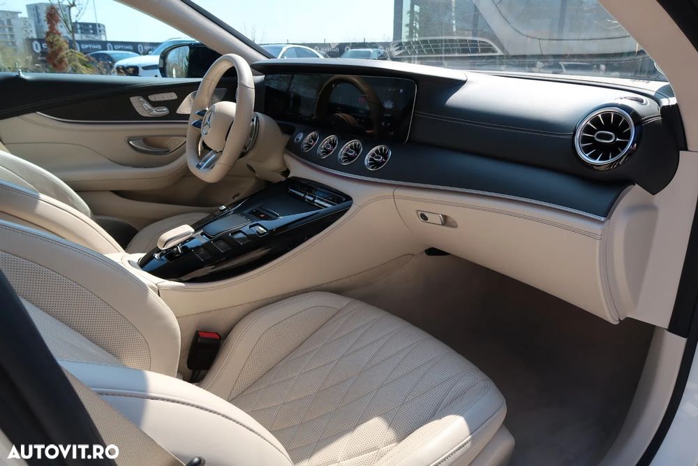 Mercedes-Benz AMG GT 4-door Coupe - 12