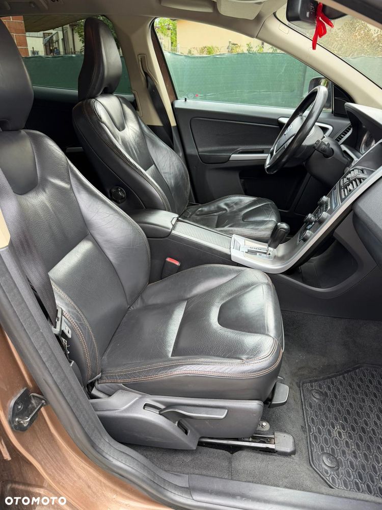 Volvo XC 60 - 3