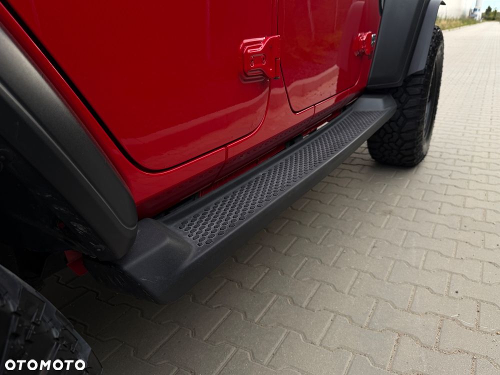 Jeep Wrangler - 38