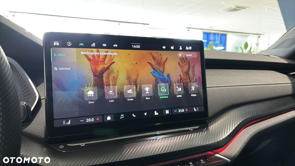 Skoda Octavia 2.0 TDI Sportline DSG - 21