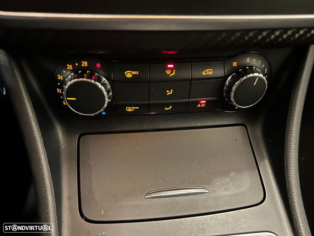 Mercedes-Benz A 180 CDI BE AMG Line - 27