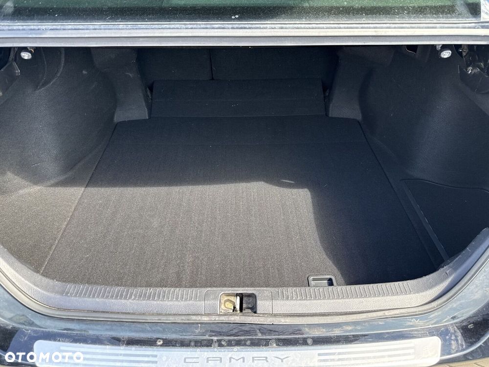 Toyota Camry 2.5 Hybrid Prestige CVT - 26