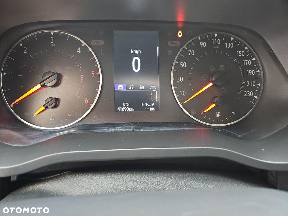 Renault Trafic - 16
