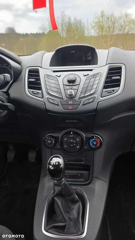 Ford Fiesta - 11