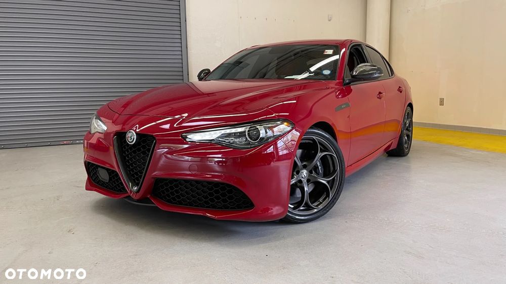 Alfa Romeo Giulia - 2