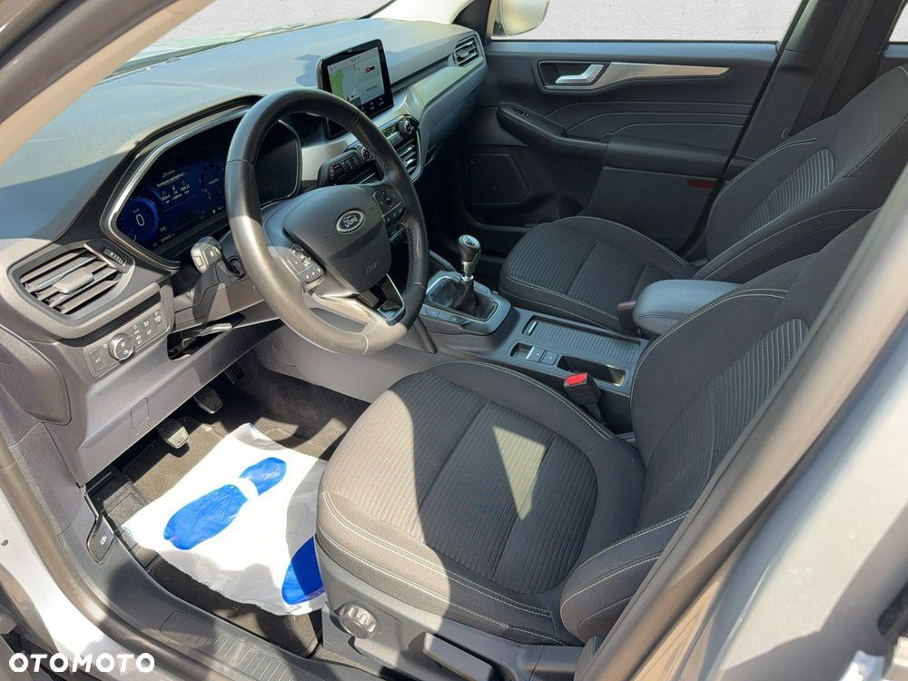 Ford Kuga - 13