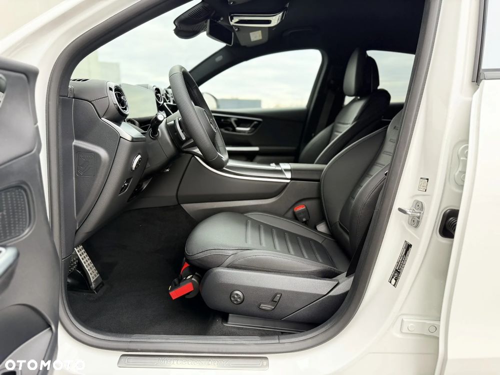 Mercedes-Benz GLC - 20