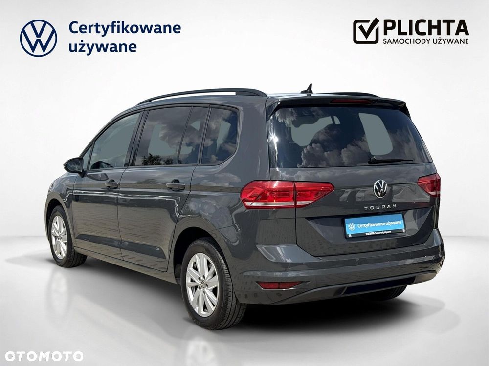 Volkswagen Touran - 4