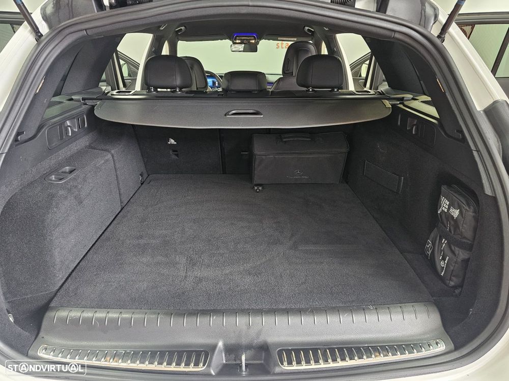 Mercedes-Benz C 300 e T 9G-TRONIC AMG Line - 22