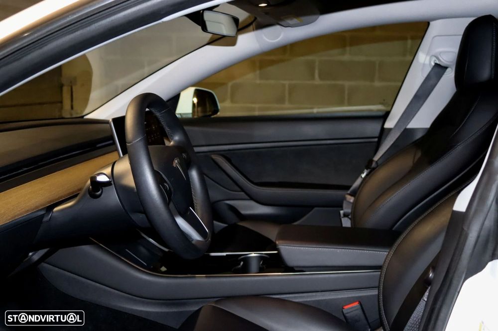 Tesla Model 3 Standard RWD Plus - 12