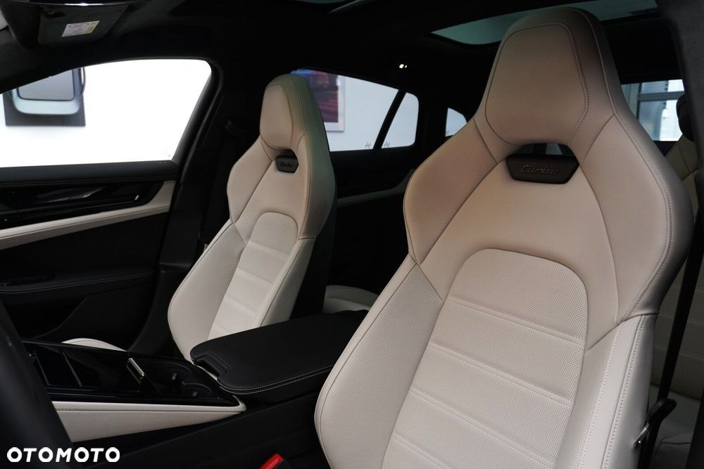 Porsche Panamera - 14