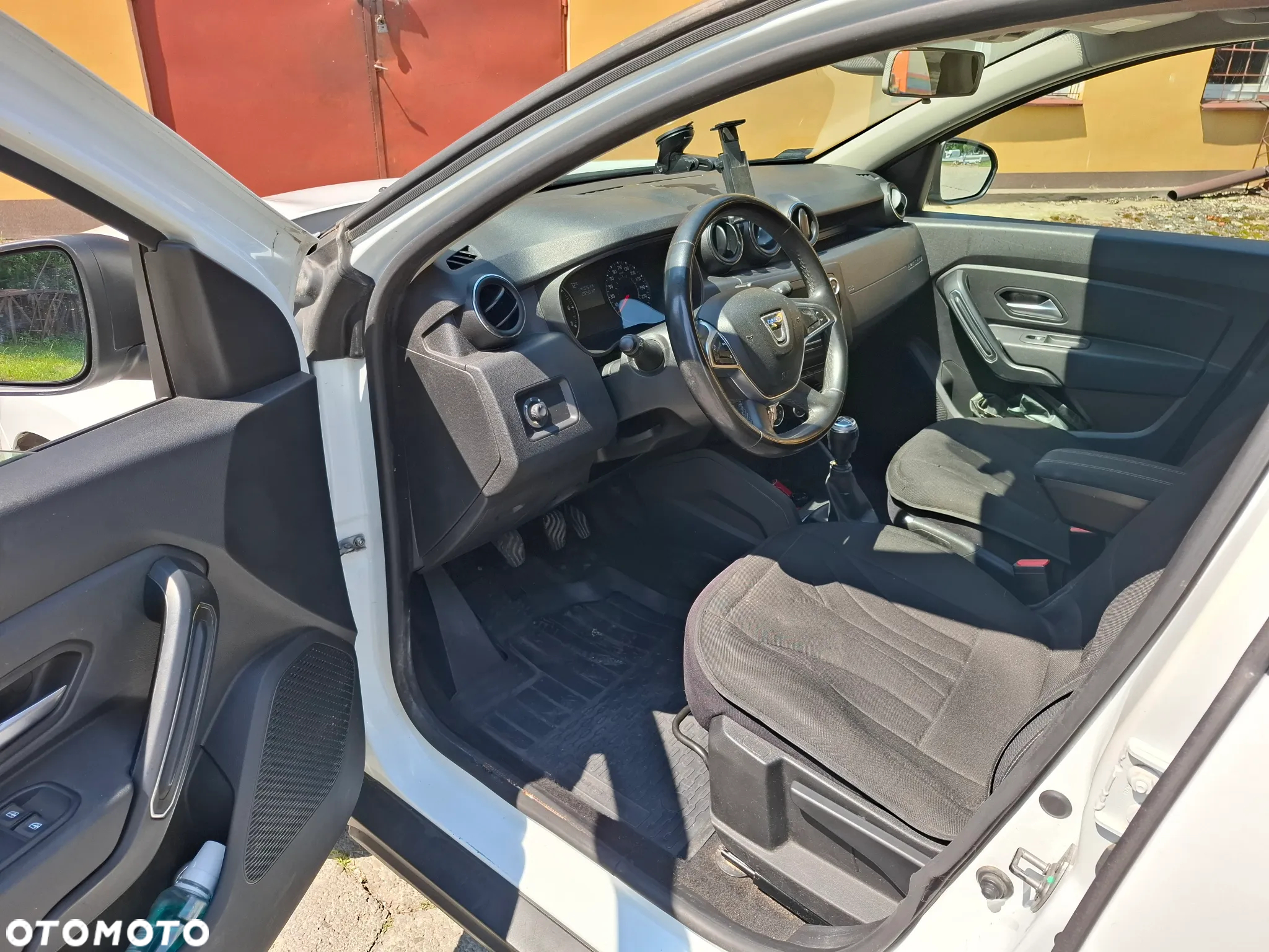 Dacia Duster 1.6 SCe Comfort 4WD - 19