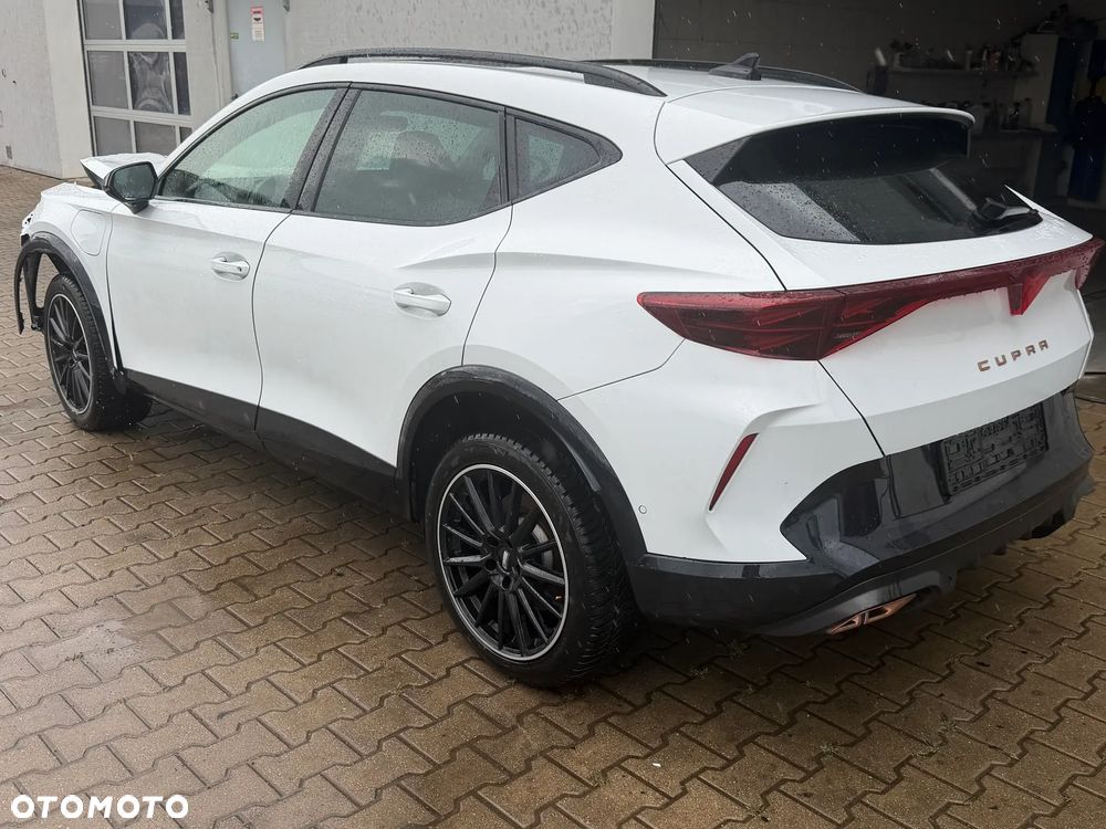Cupra Formentor 1.5 e-Hybrid DSG - 5