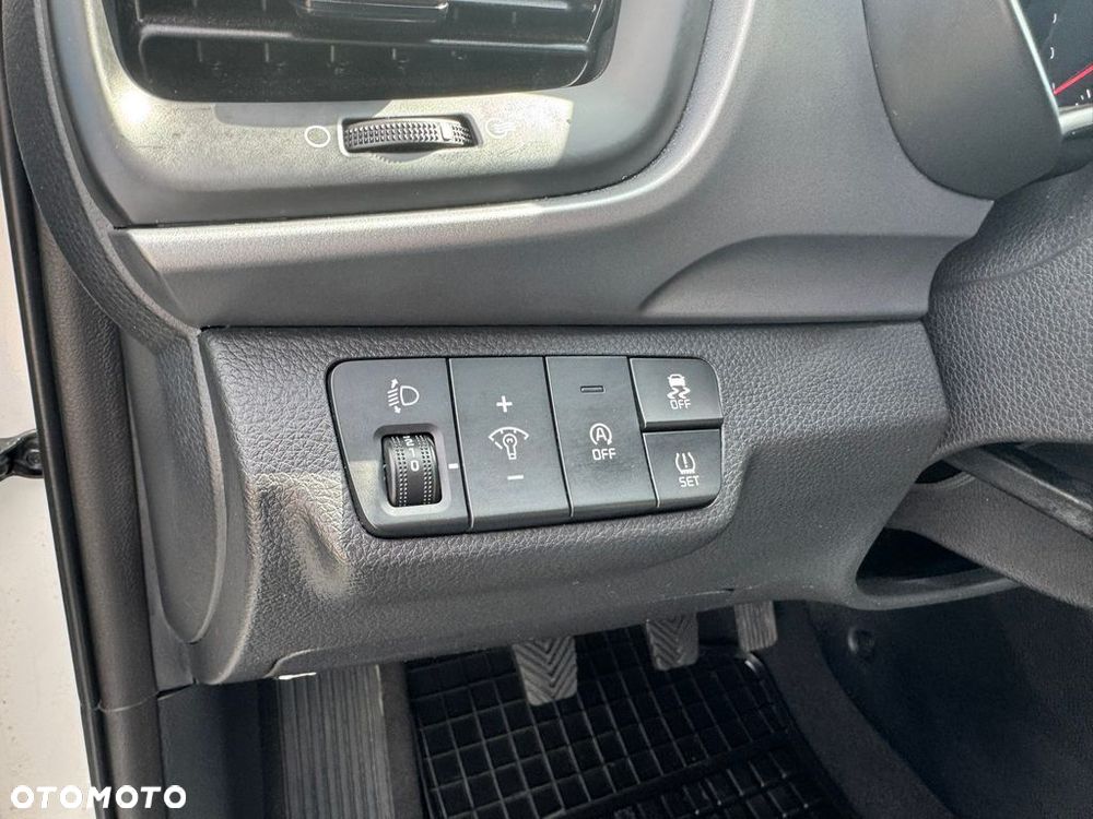 Kia Stonic 1.2 M - 17