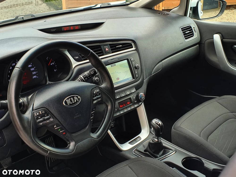 Kia Ceed 1.6 CRDi L - 14