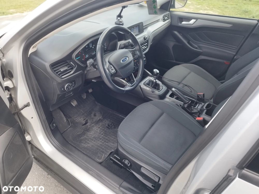 Ford Focus - 6