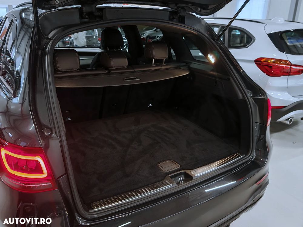 Mercedes-Benz GLC 200 - 38