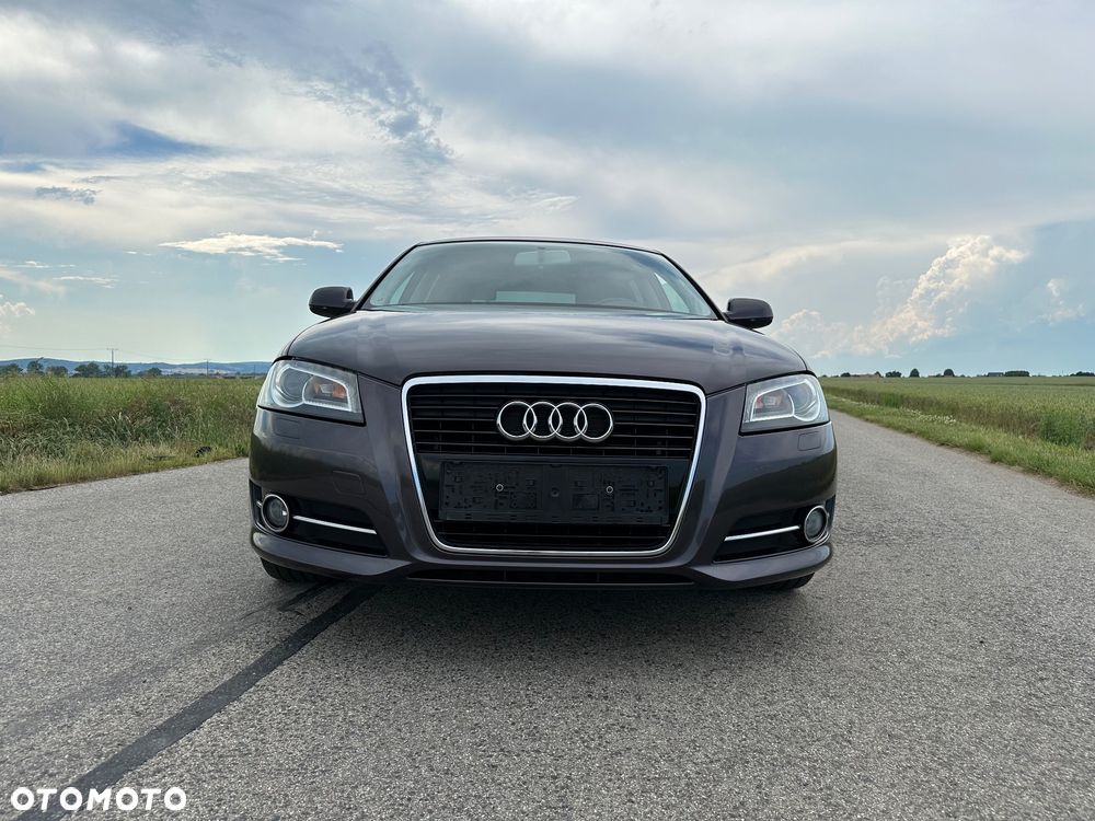 Audi A3 Sportback 1.8 TFSI Attraction - 8
