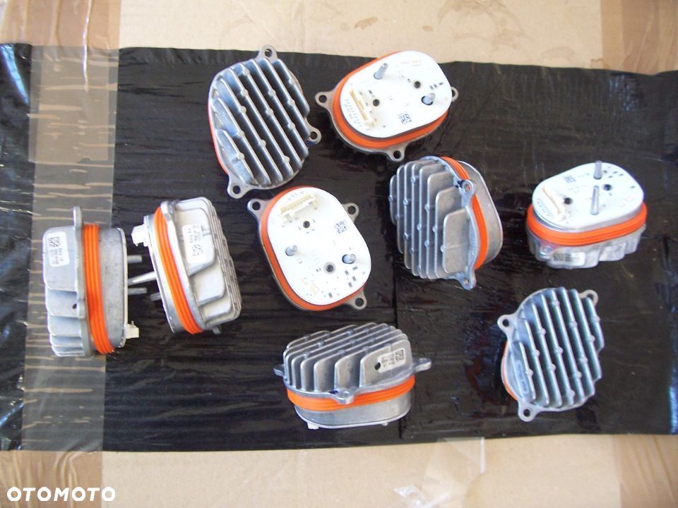 OPEL grandland x MODUL LEDU PRAWY YP00104780 LEWY YPOO104880