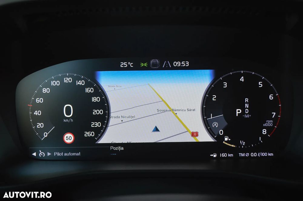Volvo XC 40 T2 AT8 Momentum - 18