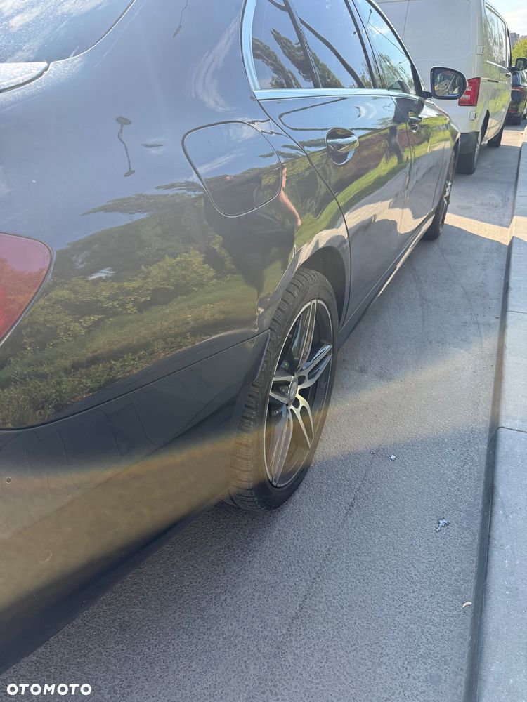 Mercedes-Benz Klasa E 350 d 9G-TRONIC - 21
