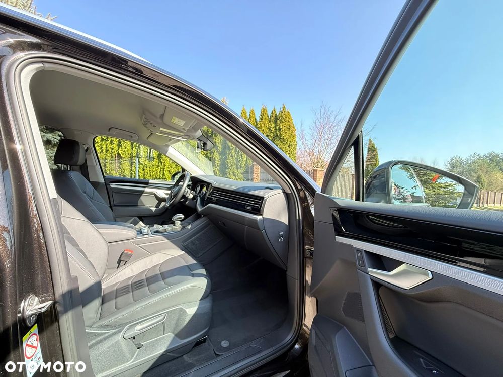 Volkswagen Touareg 3.0 V6 TDI SCR 4Mot - 24