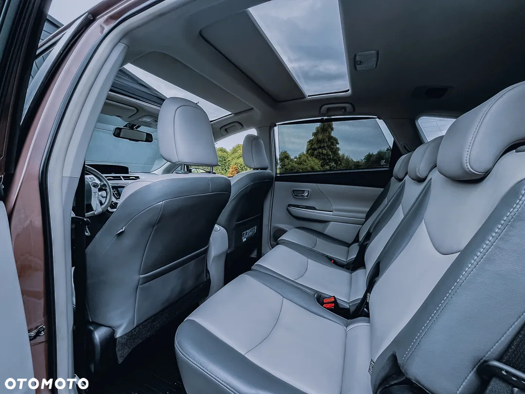 Toyota Prius+ Hybrid 135 Prestige - 23