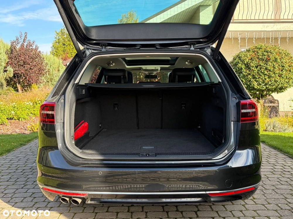 Volkswagen Passat - 10