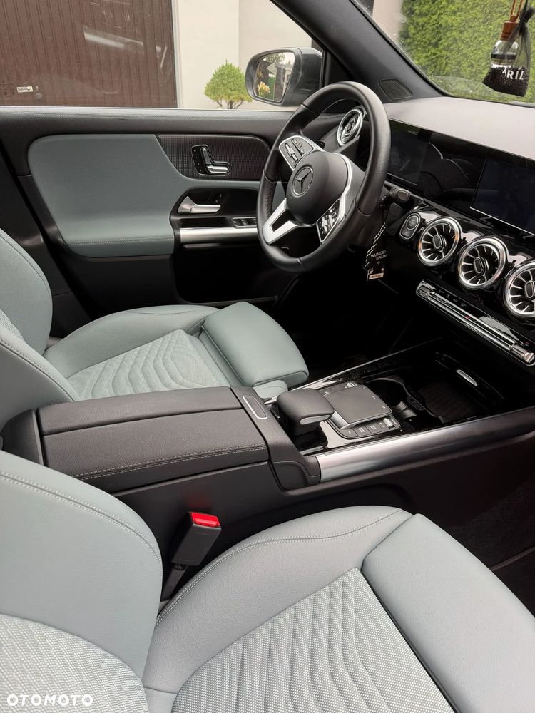 Mercedes-Benz GLA 220 d AMG Line - 11