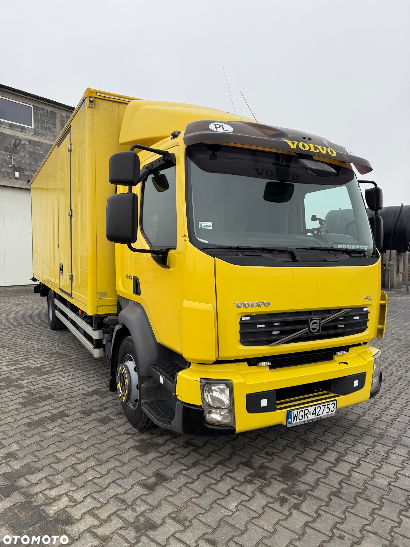 Volvo FL - 2