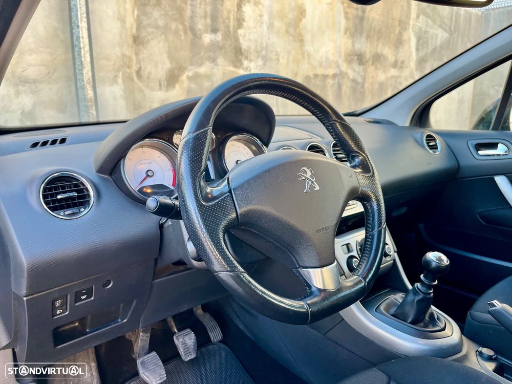 Peugeot 308 SW 1.6 e-HDi Active CVM6 - 21