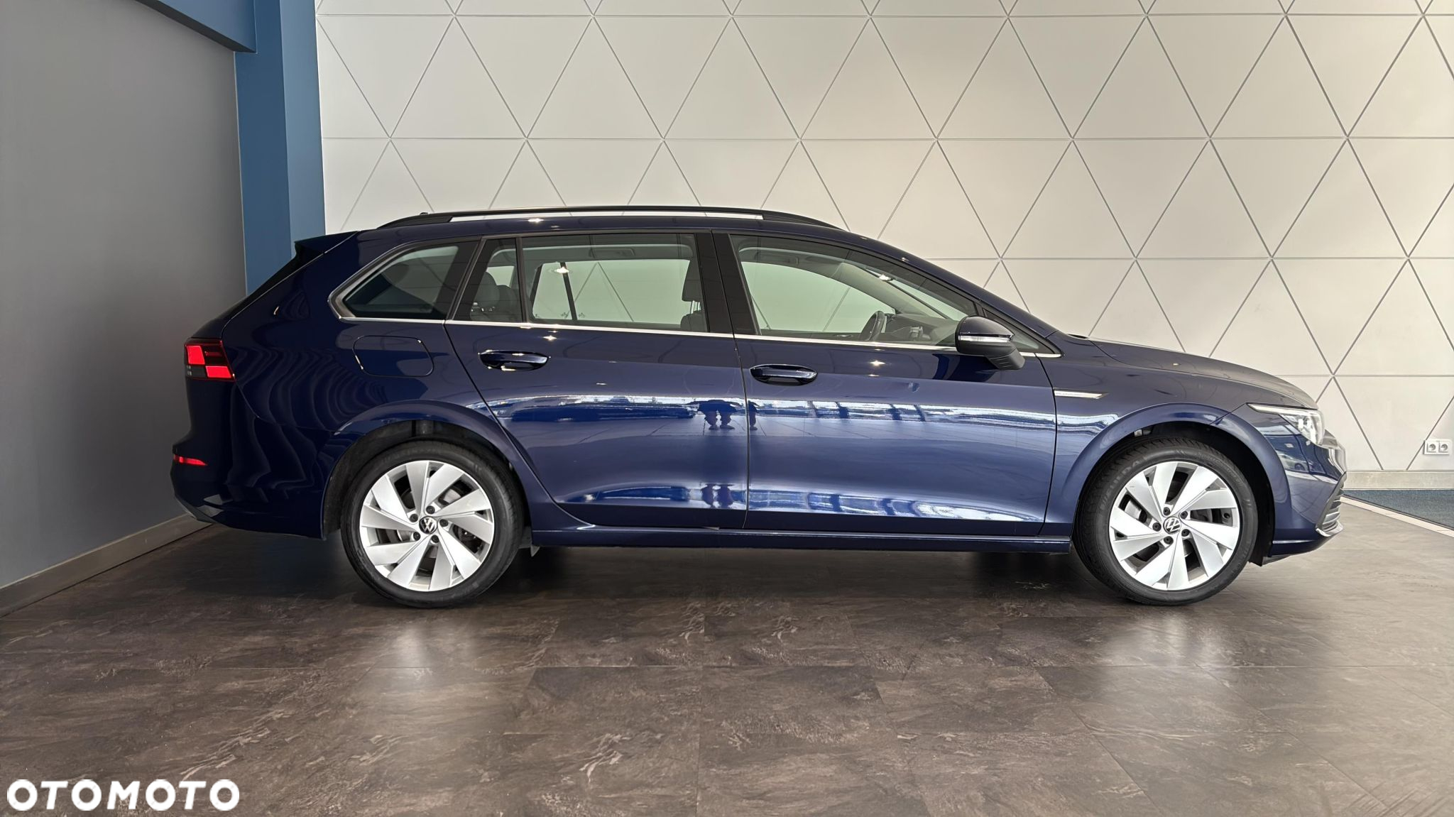 Volkswagen Golf VIII 2.0 TDI Style DSG - 6
