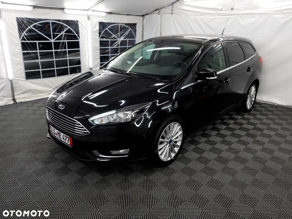 Ford Focus 1.5 EcoBoost Titanium - 2