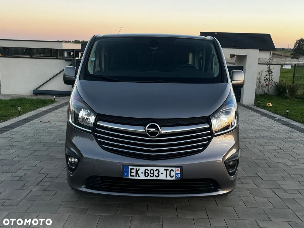Opel Vivaro - 2
