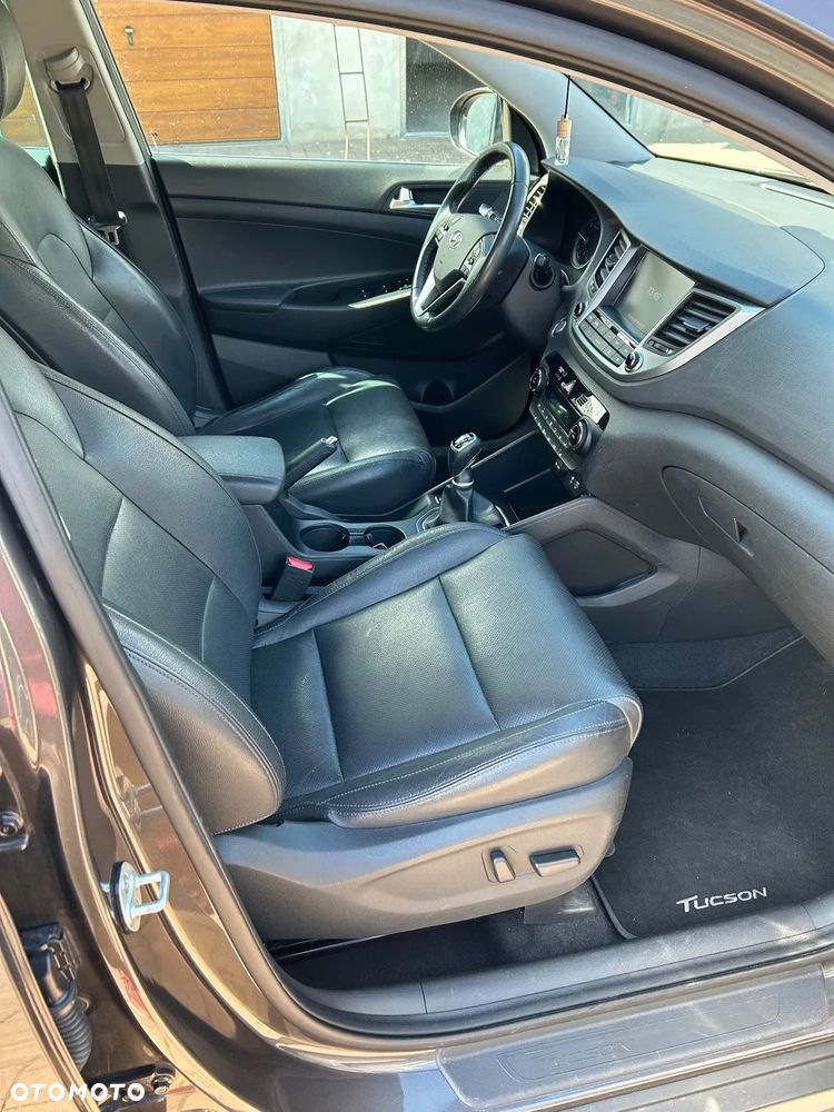 Hyundai Tucson 1.7 CRDI BlueDrive Comfort 2WD - 13