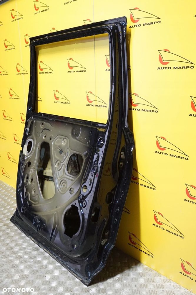 GMC CHEVROLET YUKON TAHOE 2021 - 2023 Drzwi Tył Lewe Tylne USA - 5