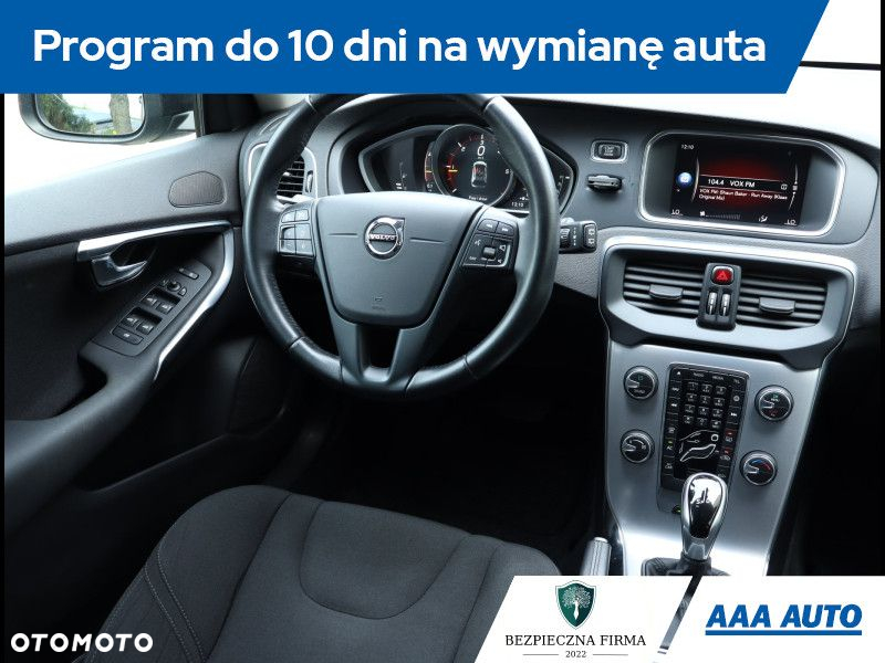 Volvo V40 - 8
